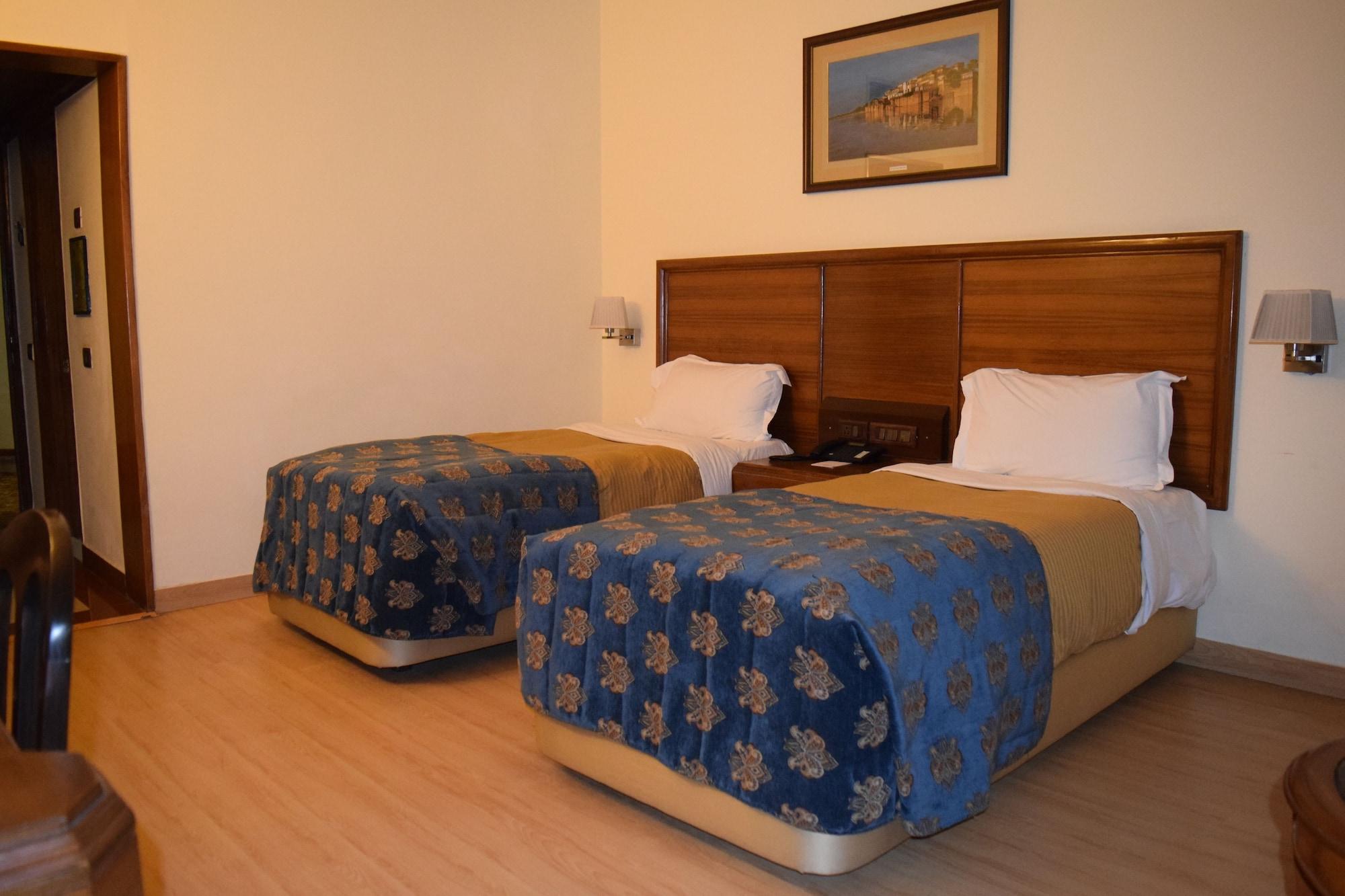Samrat, Hotel New Delhi